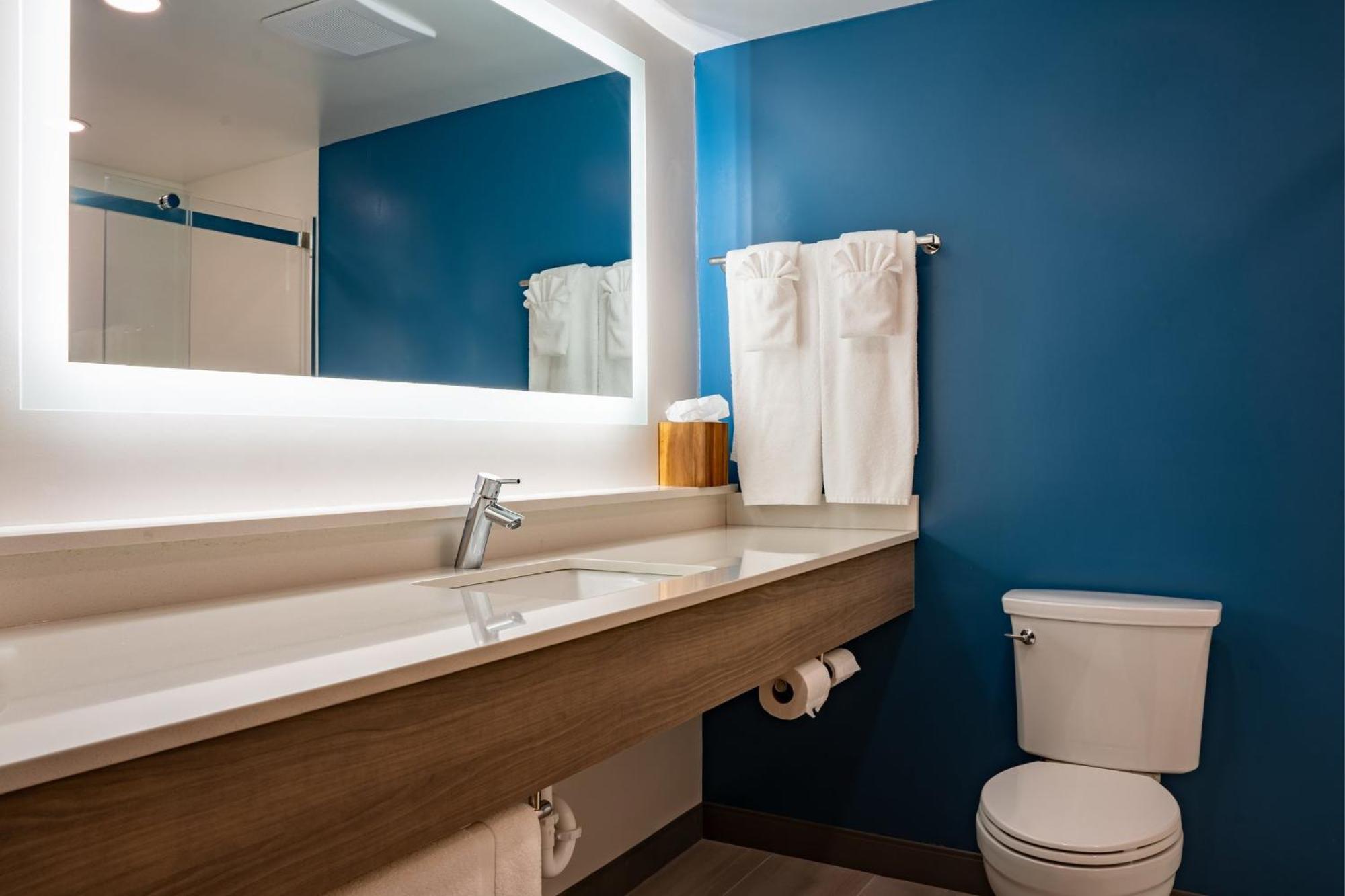 Holiday Inn Express & Suites Carneys Point - Pennsville By Ihg Exterior foto